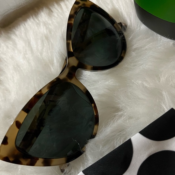 Kate Spade sunglasses animal print - Picture 2 of 2